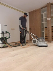 Instalación de parquet en Inca 1 Flat System - instalaciones de parquet y revestimientos.